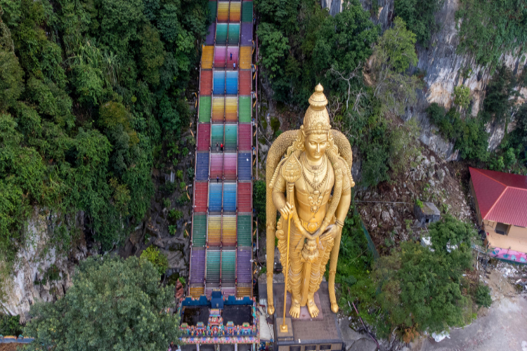 Batu Caves Cultural Tour with Ramayana Caves Visit